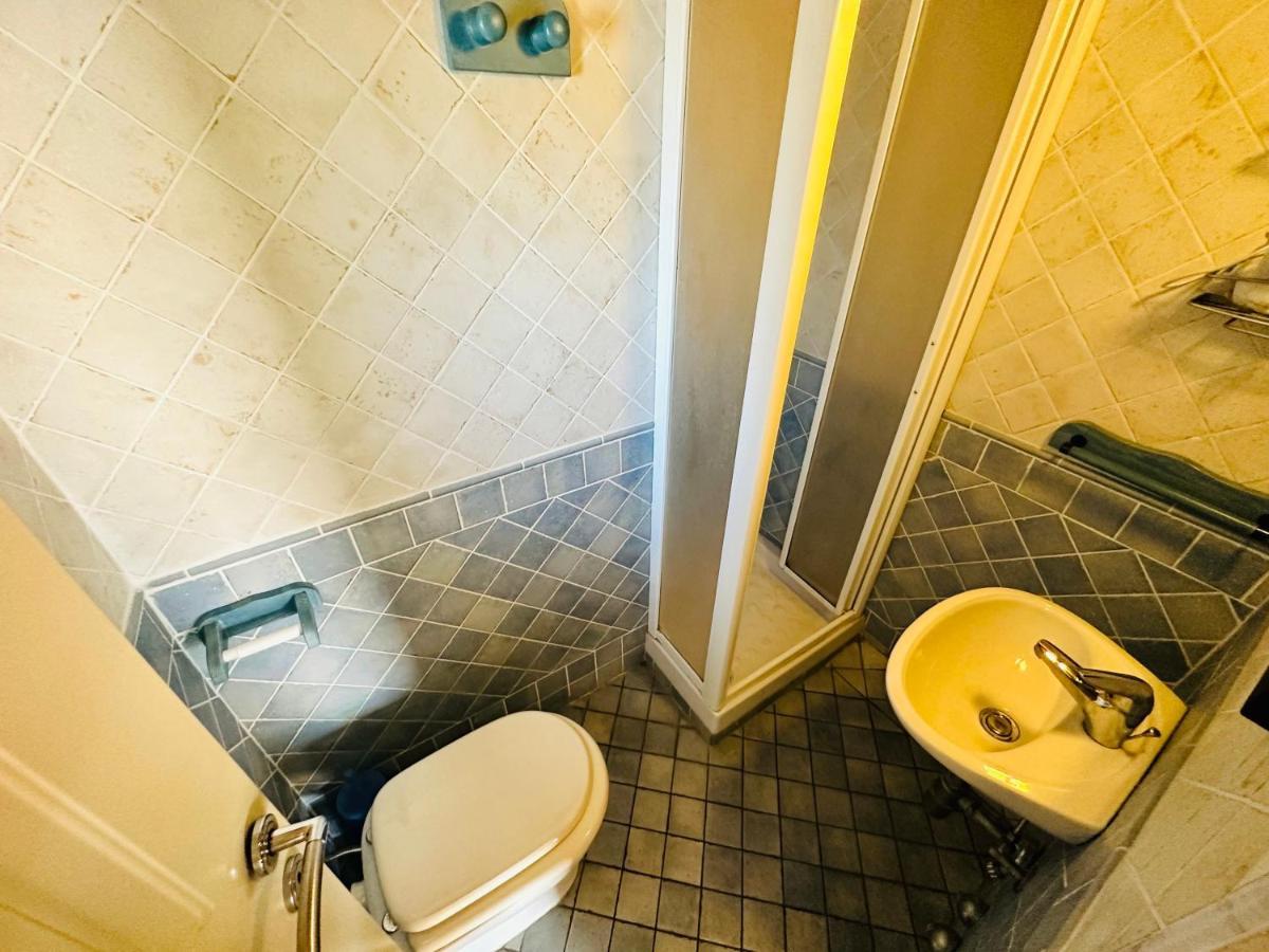 フィウミチーノRelax Clementinaアパートメント エクステリア 写真
